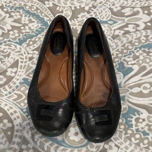 Clarks Women's Black Leather Flats